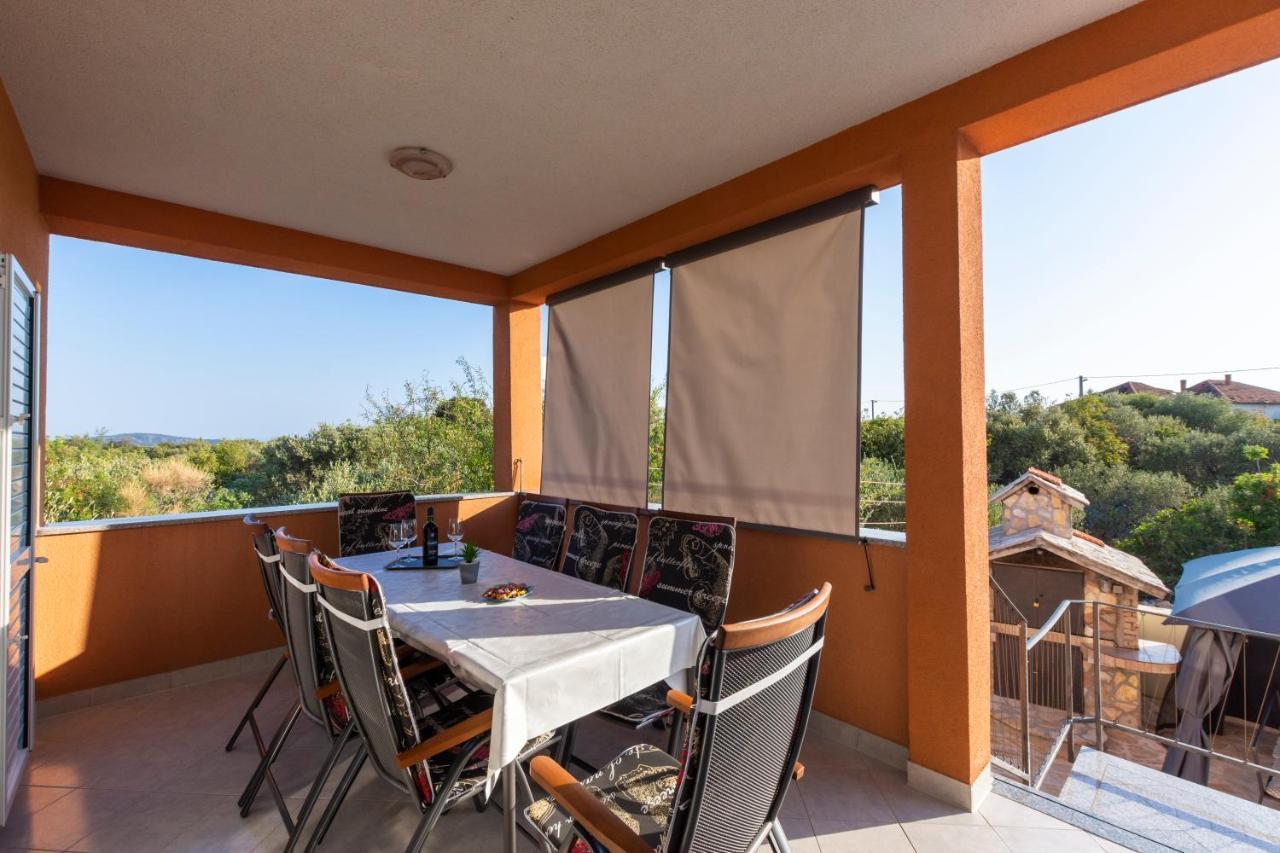 Villa Spark With Heated Pool In Rogoznica Zečevo Eksteriør billede