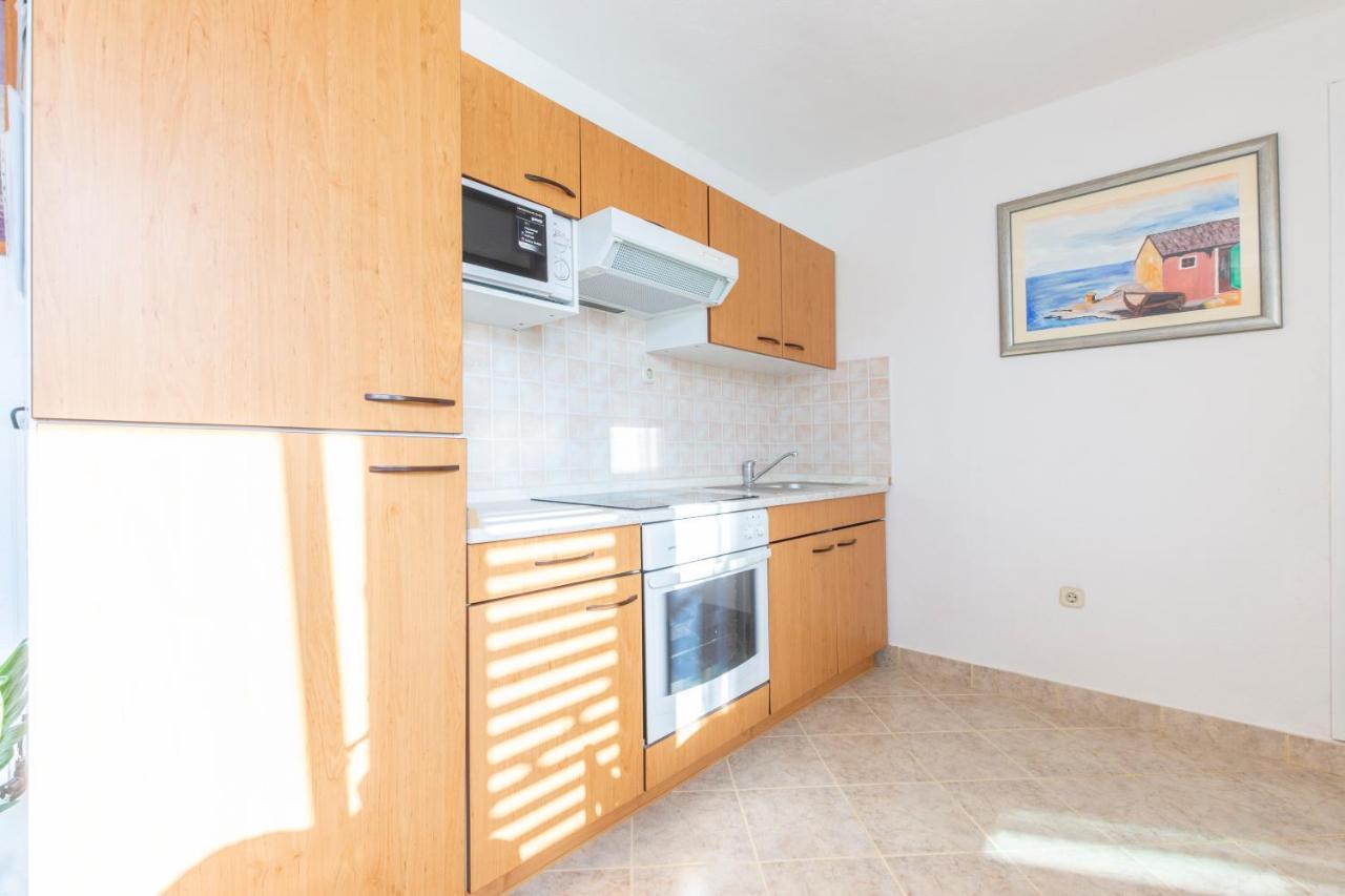 Villa Spark With Heated Pool In Rogoznica Zečevo Eksteriør billede